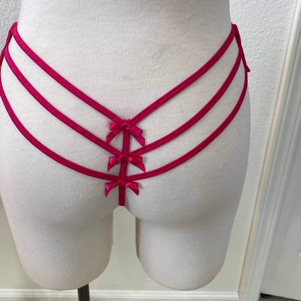 Victoria Secrets Vstring
